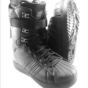 adidas Shoes Adidas Superstar Adv 28 Mens Snowboarding Boots